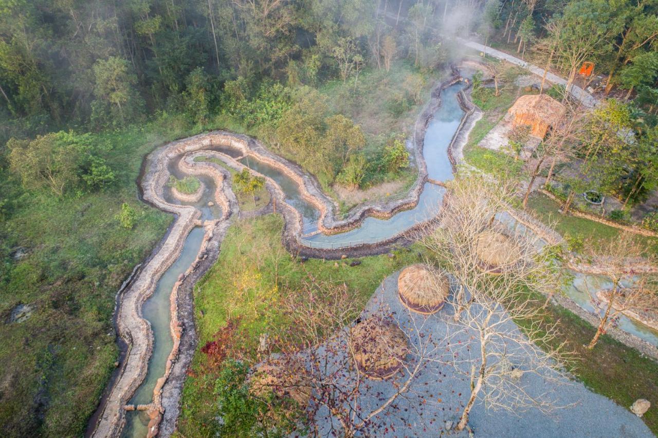 Thanh Tan Hot Springs By Fusion Хуе Екстериор снимка